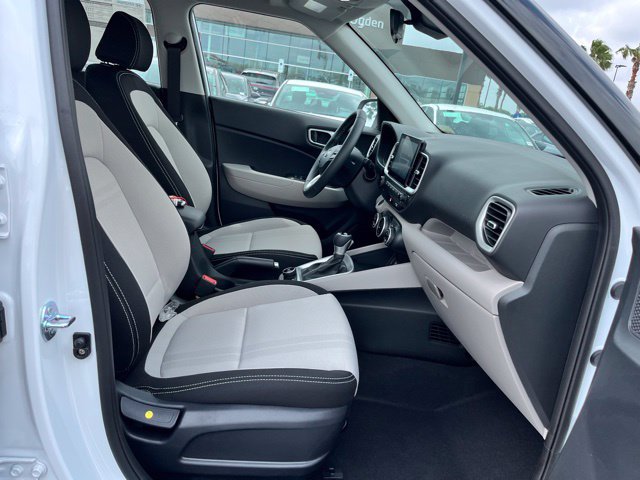 New 2026 Hyundai Venue SEL FWD image 22