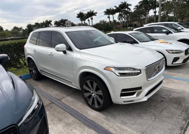 Used 2023 Volvo XC90 B6 Ultimate w/ Protection Package Premier image 1