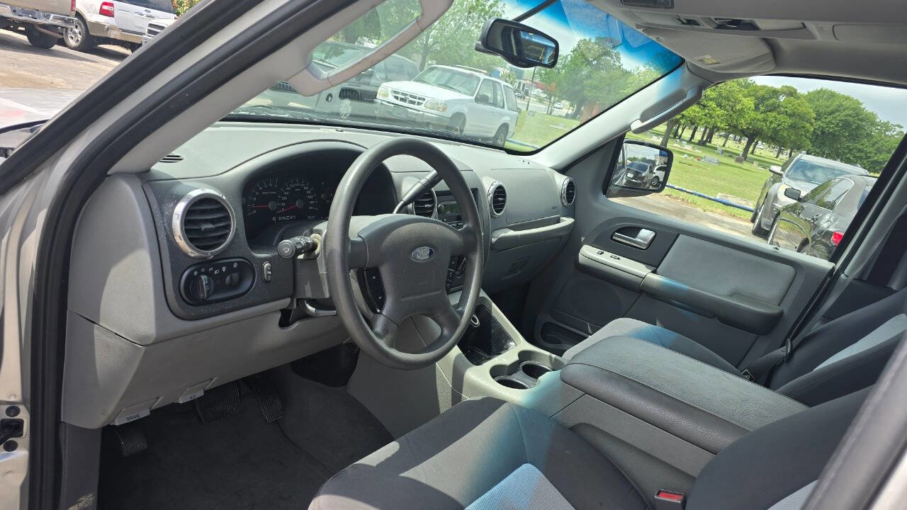Used 2004 Ford Expedition XLT RWD image 7