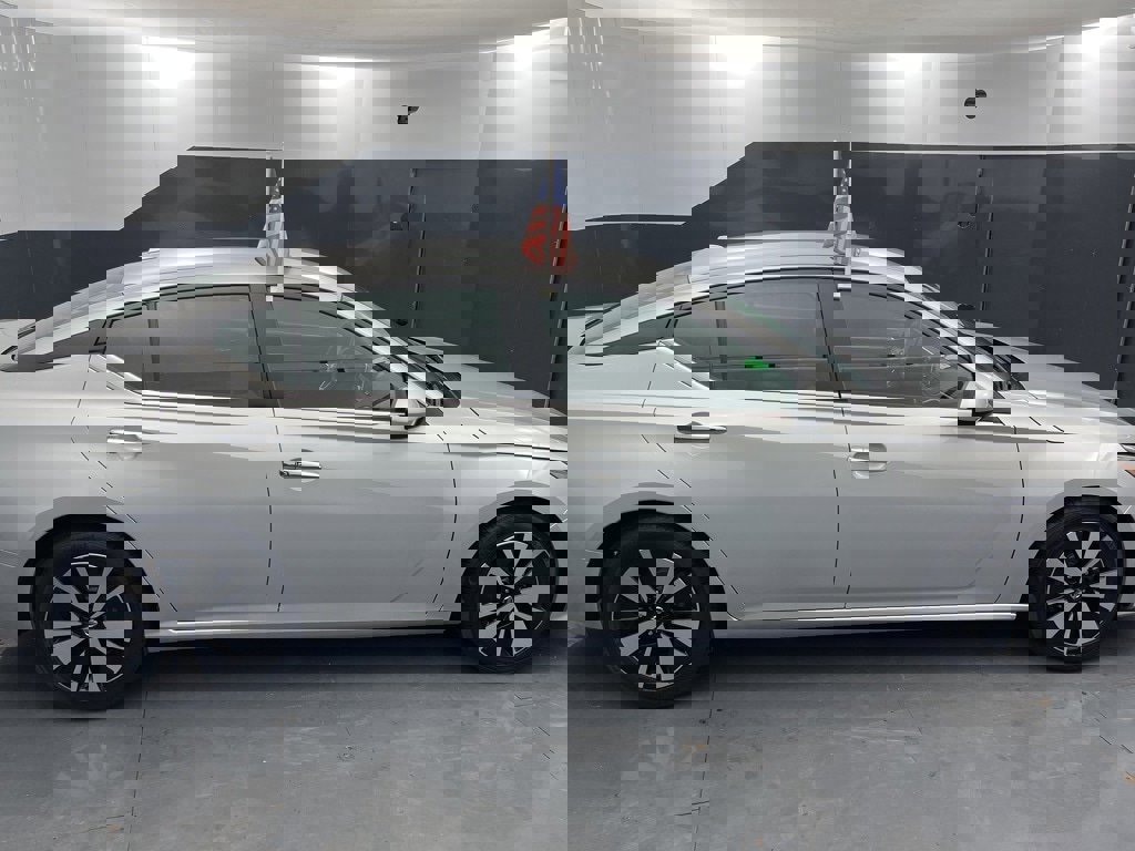 Used 2022 Nissan Altima 2.5 SV image 8