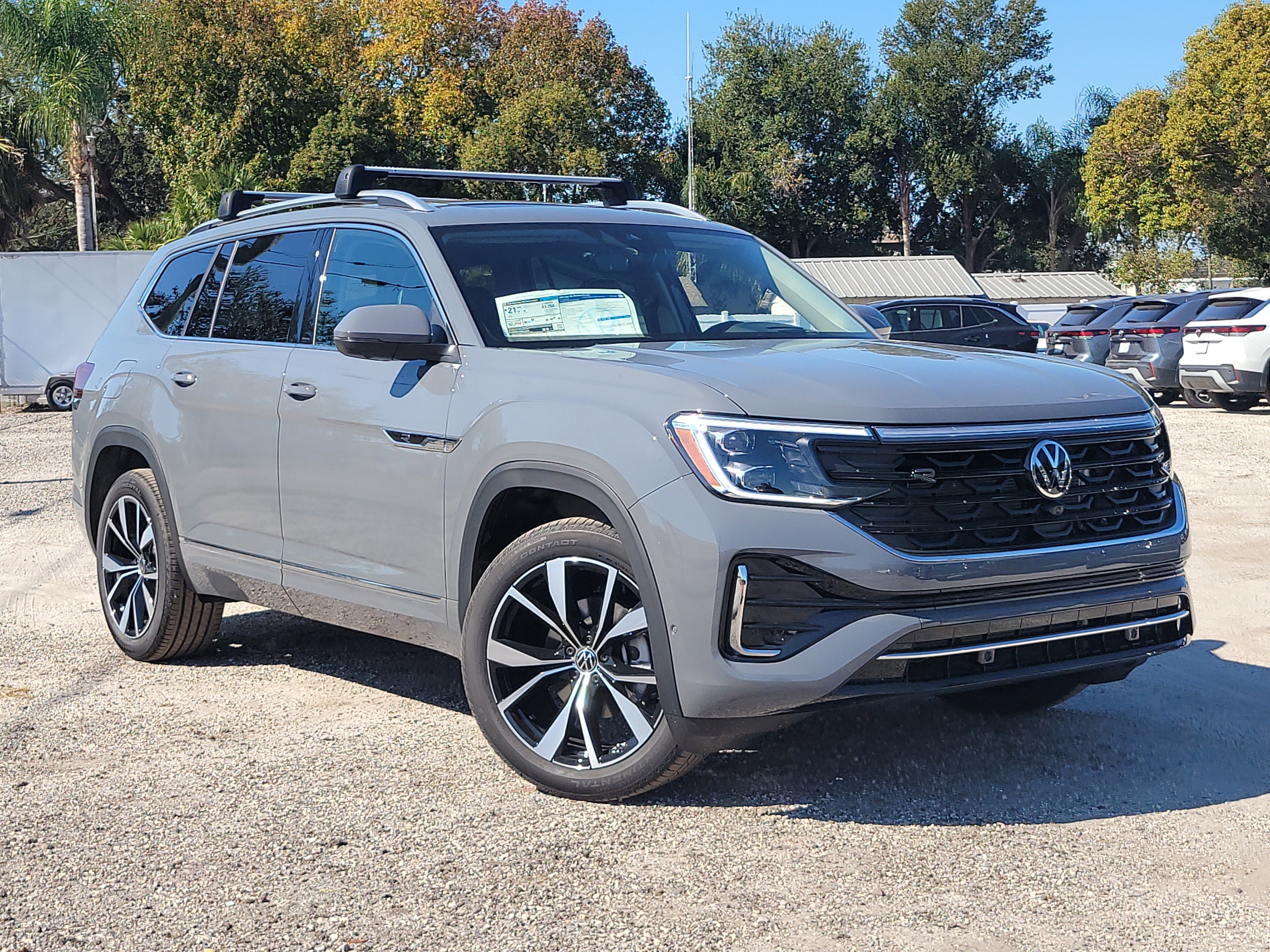 New 2026 Volkswagen Atlas SEL Premium R-Line image 2