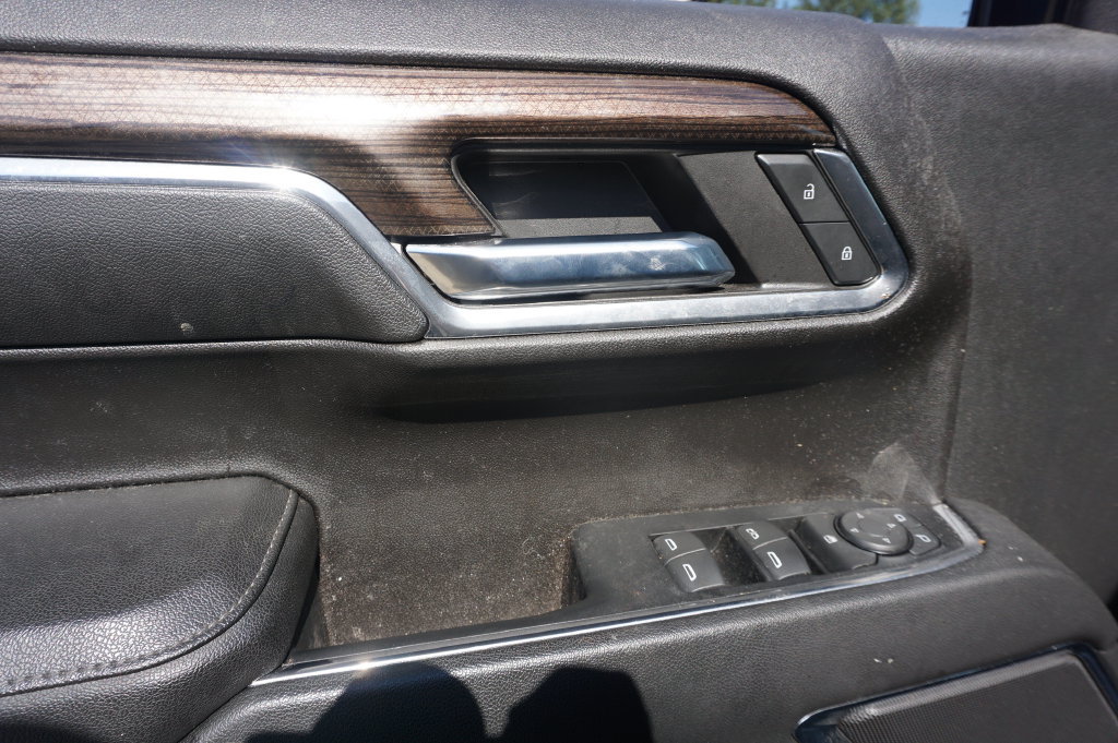 Used 2024 Chevrolet Silverado 1500 LT AWD/4WD image 4