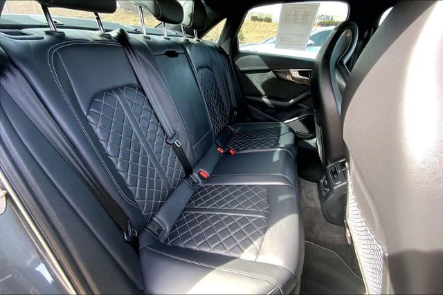 Used 2020 Audi S4 Premium Plus w/ Premium Plus Package image 19