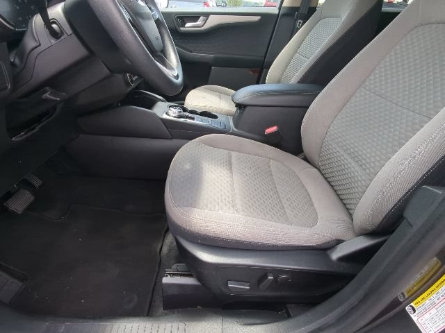 Used 2020 Ford Escape SE FWD image 10