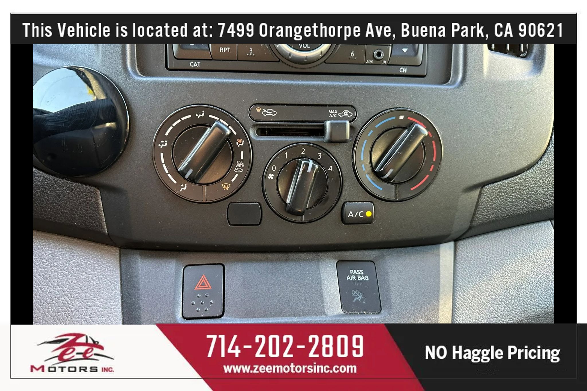 Used 2017 Nissan NV200 S FWD image 25