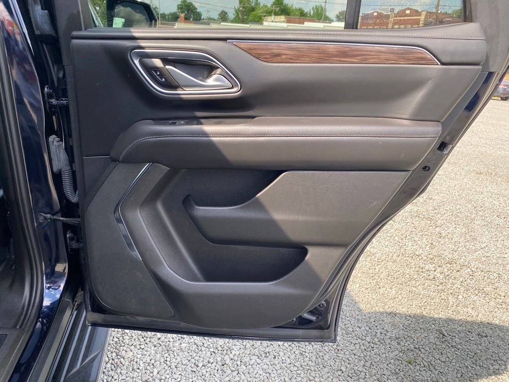Used 2023 Chevrolet Tahoe LS AWD/4WD image 19