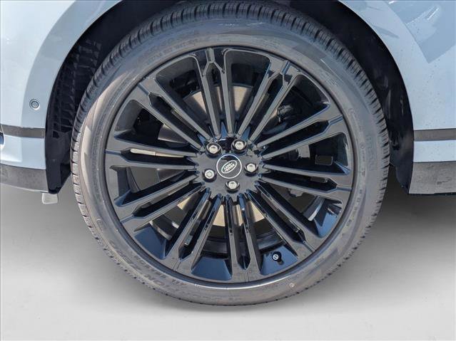 New 2026 Land Rover Range Rover Velar Dynamic SE image 10