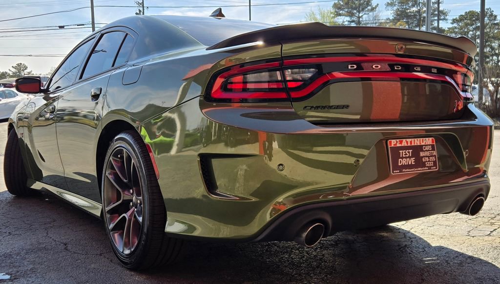Used 2022 Dodge Charger Scat Pack w/ Plus Group RWD image 5