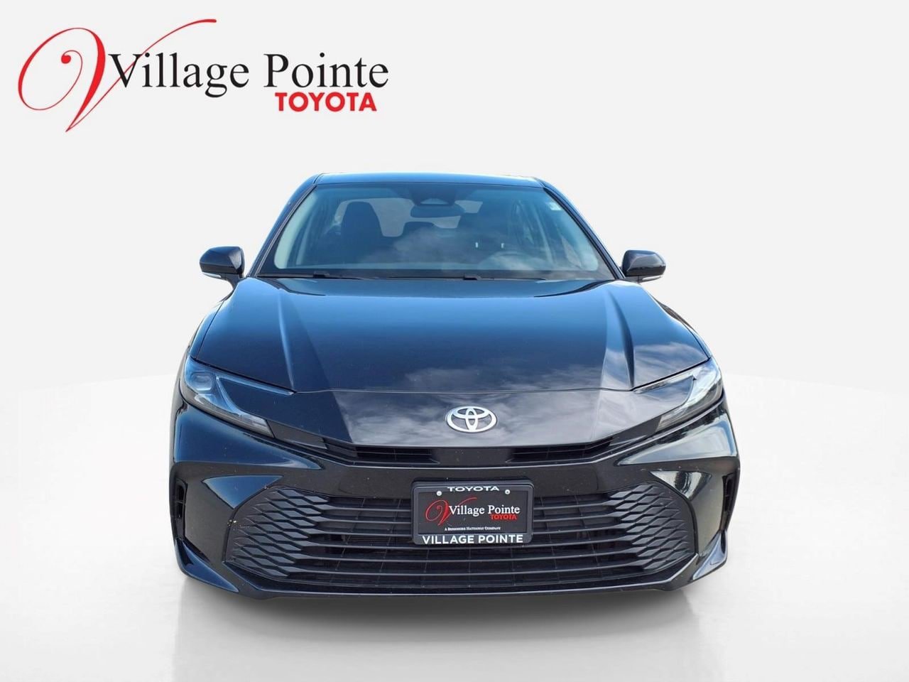 Used 2025 Toyota Camry LE FWD image 8