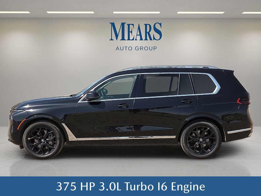 Used 2023 BMW X7 xDrive40i image 3