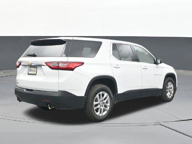 Used 2020 Chevrolet Traverse LS FWD image 13