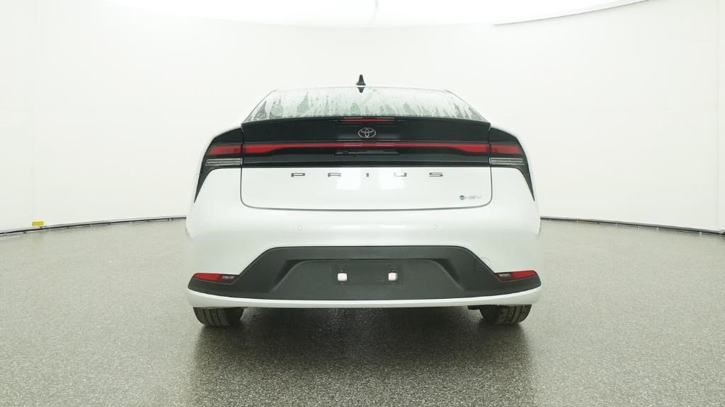 New 2026 Toyota Prius LE image 17