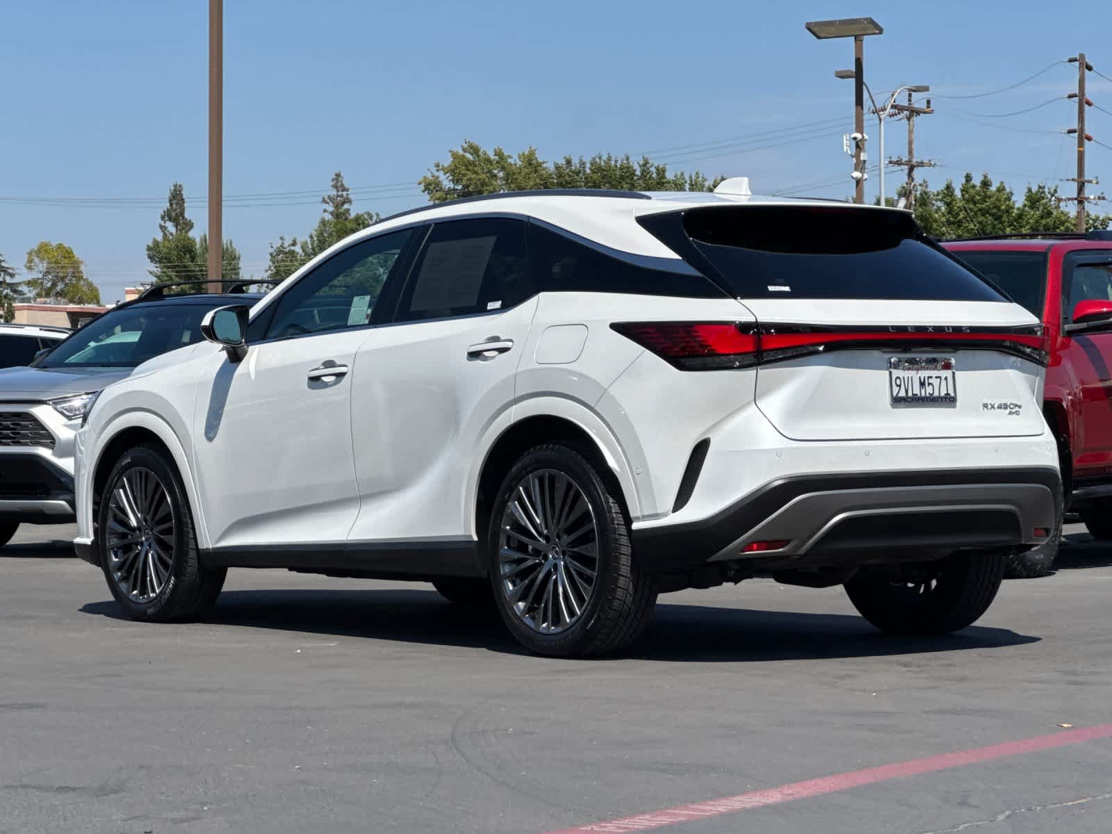 Certified 2025 Lexus RX 450h AWD w/ Convenience Package image 7