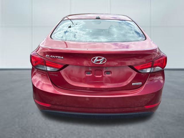 Used 2015 Hyundai Elantra Limited w/ Option Group 05 FWD image 3