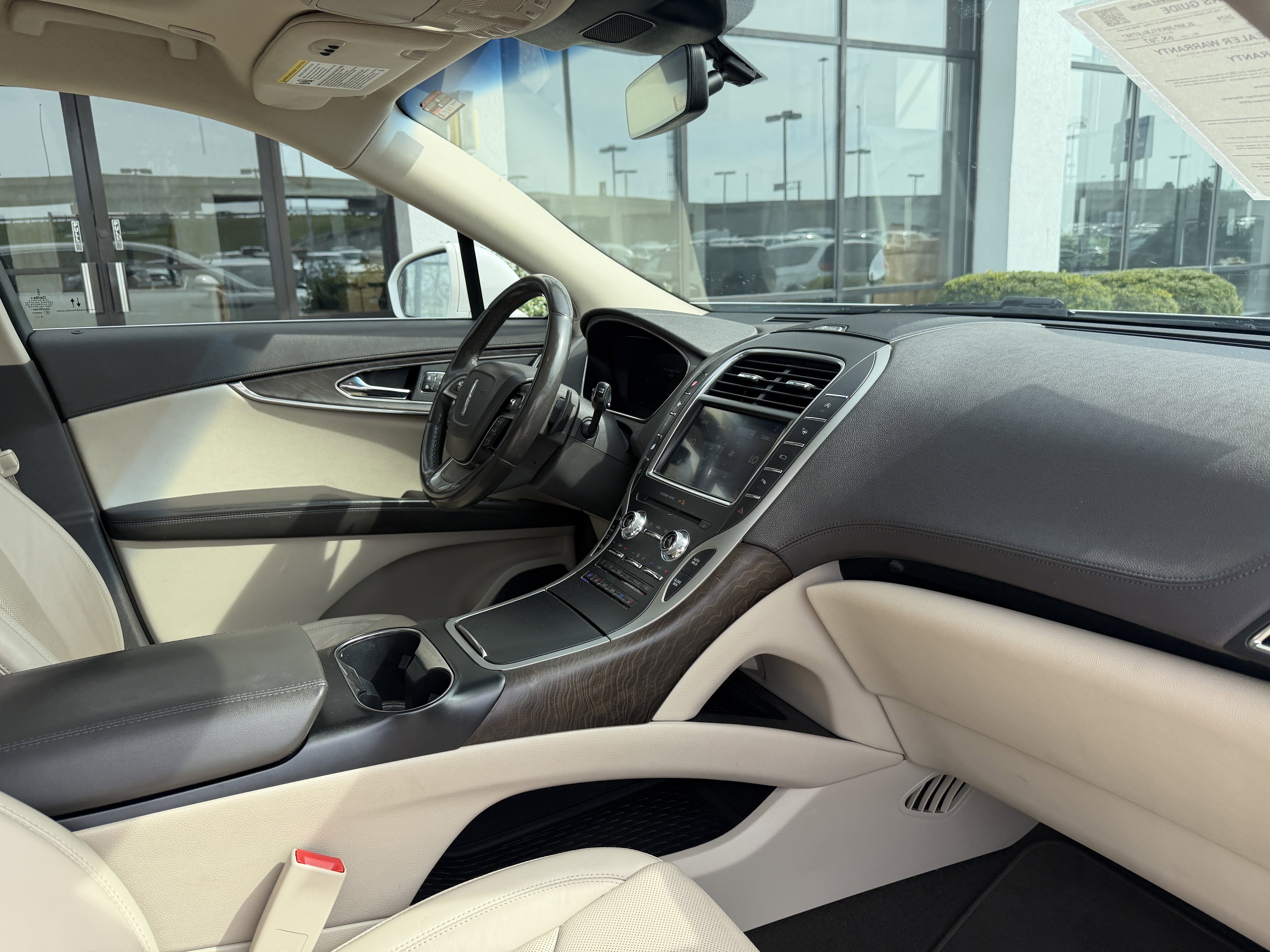 Used 2020 Lincoln Nautilus Reserve w/ Equipment Group 201A image 19