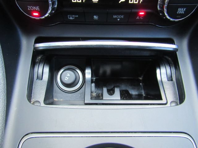 Used 2020 Mercedes-Benz GLA 250 w/ Premium Package image 47