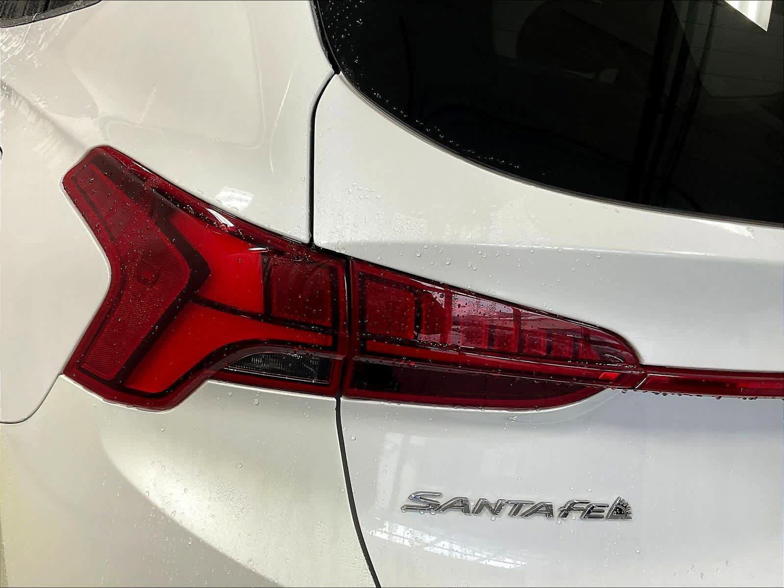Used 2022 Hyundai Santa Fe SEL w/ Convenience + Premium Package AWD/4WD image 34
