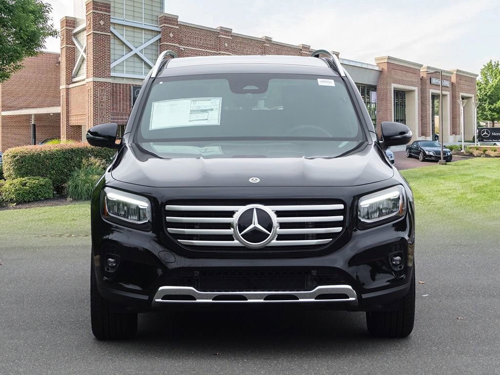New 2025 Mercedes-Benz GLB 250 4MATIC image 2