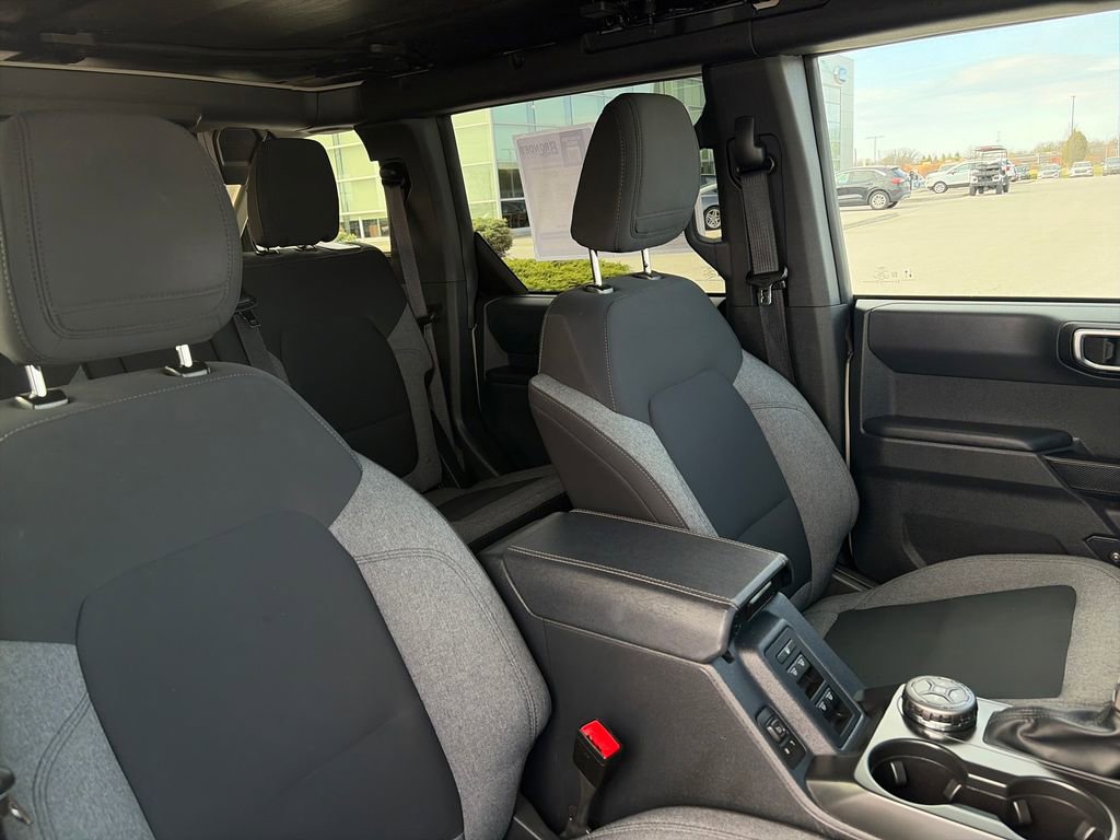 Used 2025 Ford Bronco Big Bend AWD/4WD image 13