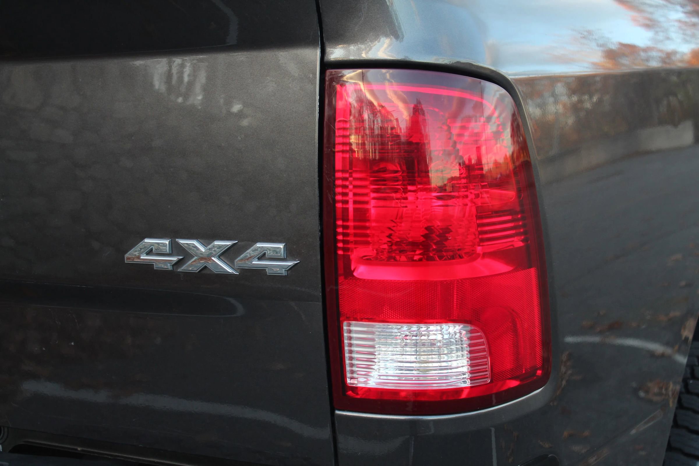 Used 2017 RAM 3500 Tradesman w/ Chrome Appearance Group image 36