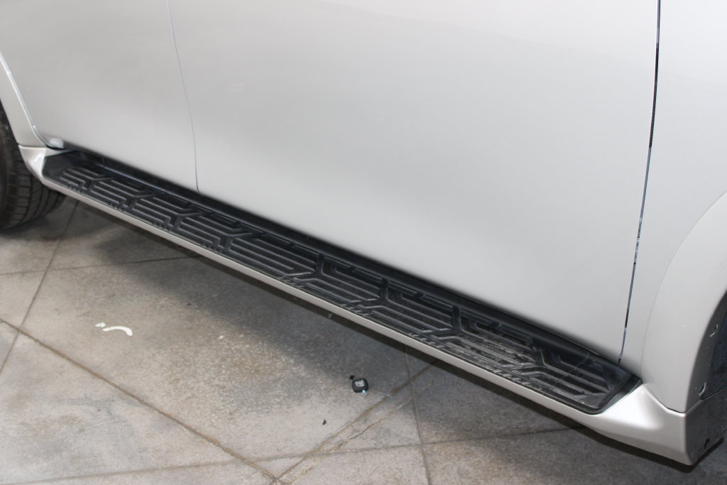 Used 2024 Nissan Armada SV RWD image 19