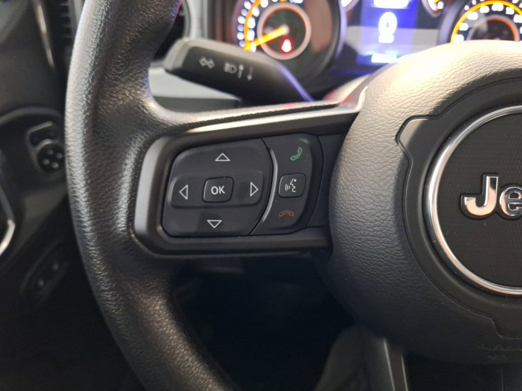 Used 2024 Jeep Gladiator Sport image 13