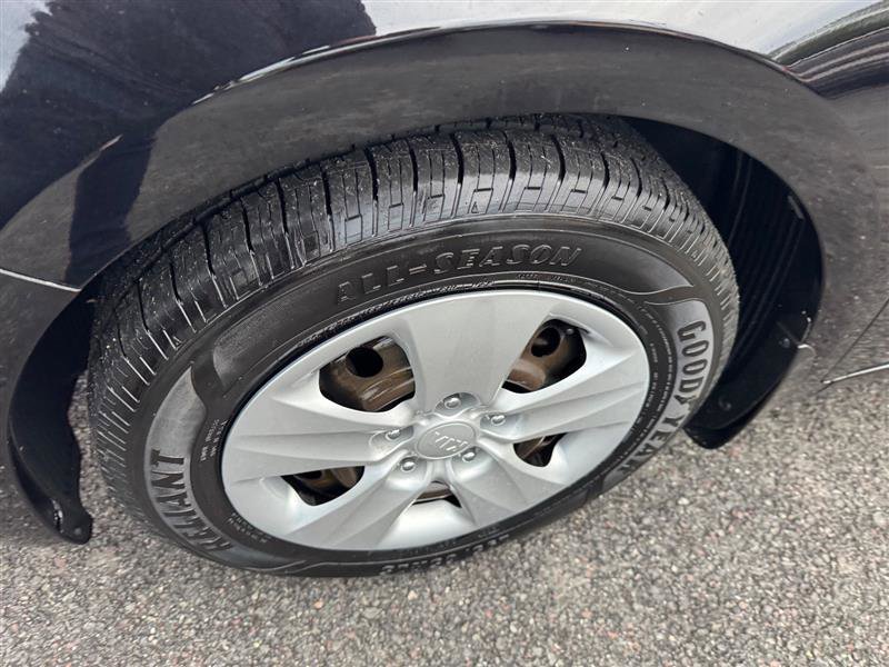 Used 2018 Kia Forte LX image 28