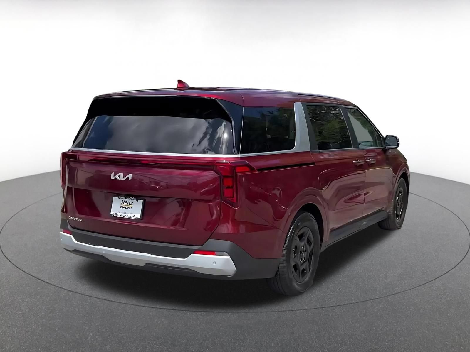 Used 2026 Kia Carnival FWD image 12