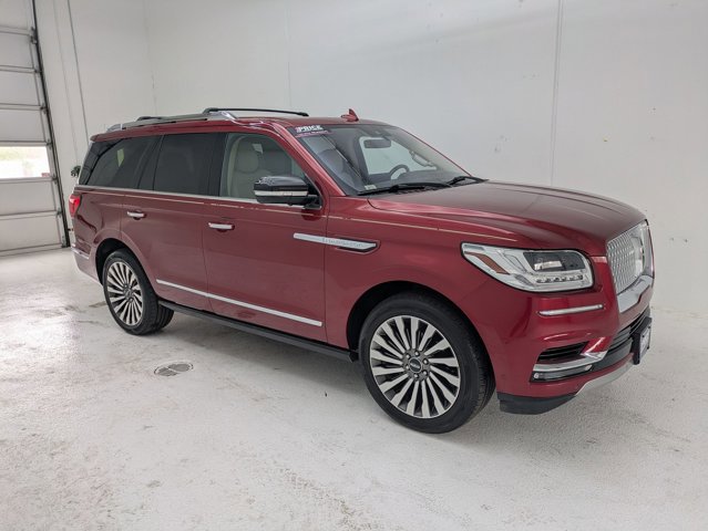 Used 2018 Lincoln Navigator Reserve w/ Technology Package image 3