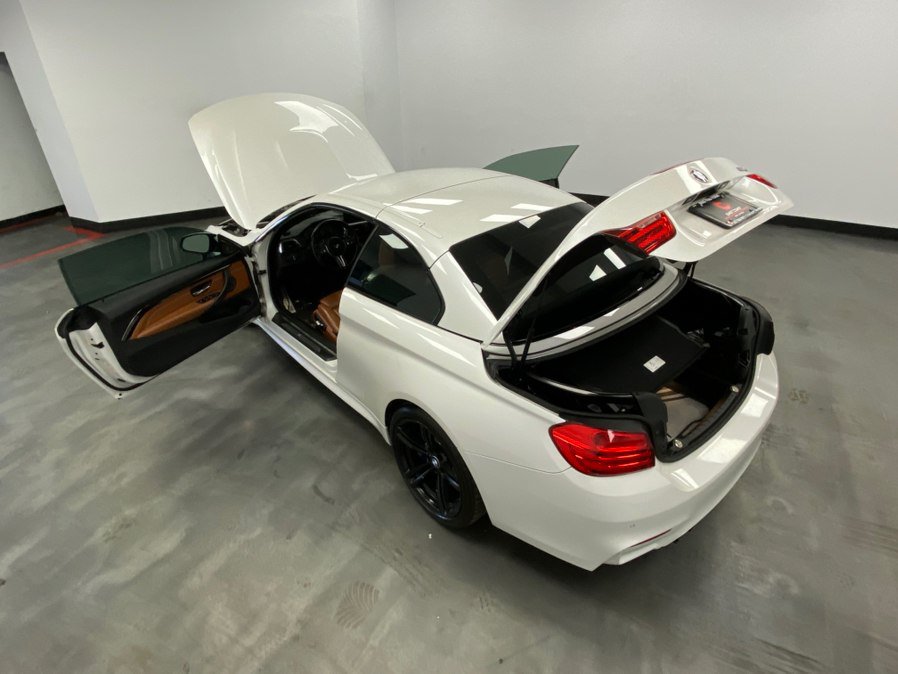 Used 2016 BMW M4 Convertible RWD image 52