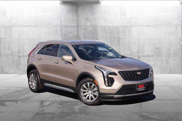Used 2023 Cadillac XT4 Premium Luxury AWD/4WD image 2