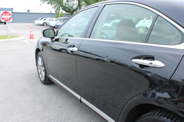 Used 2012 Lexus ES 350 w/ Touring Special Edition FWD image 45