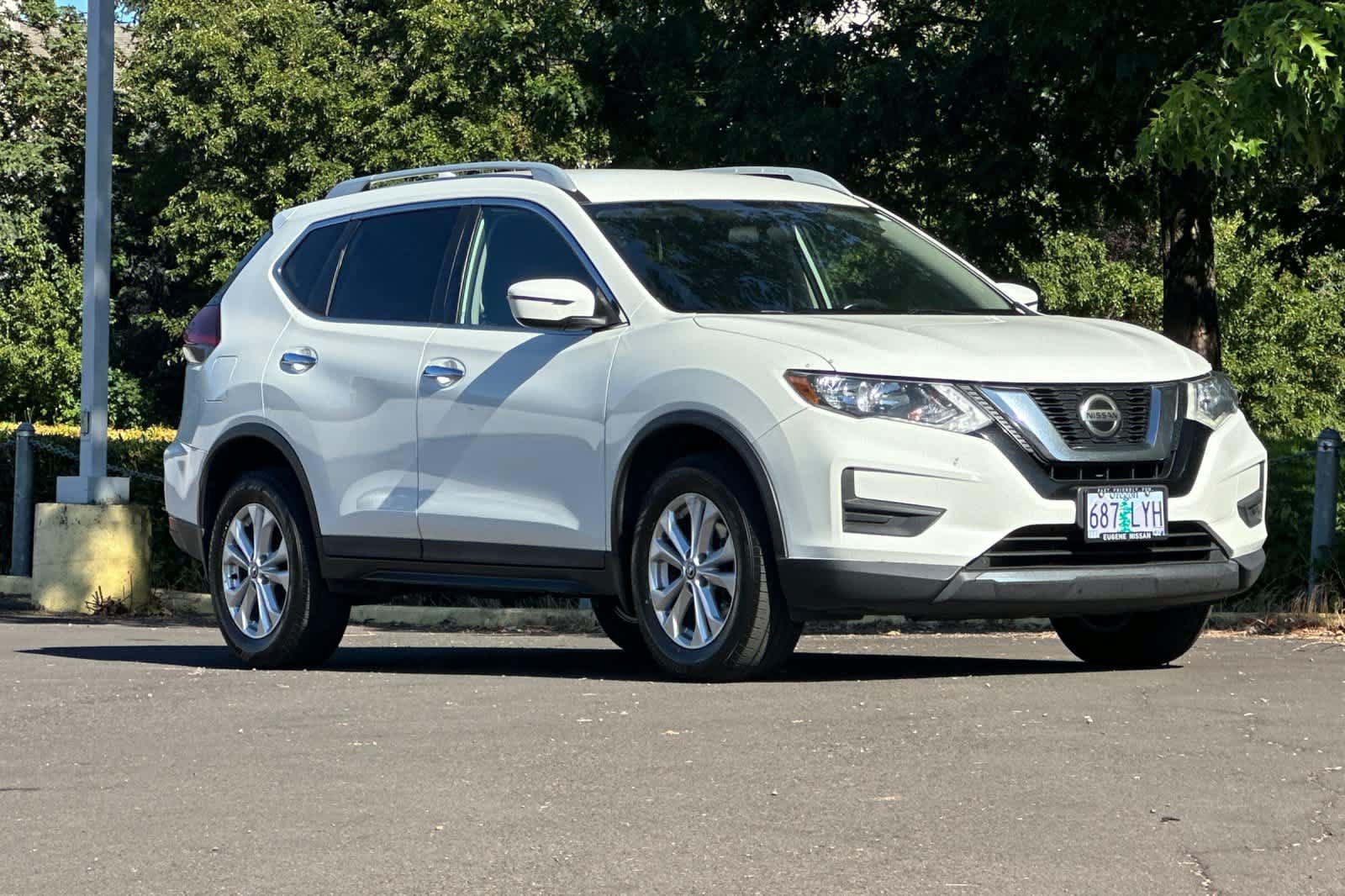 Used 2018 Nissan Rogue S w/ S Value Package AWD/4WD image 9