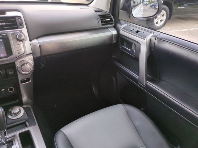 Used 2019 Toyota 4Runner SR5 Premium image 17