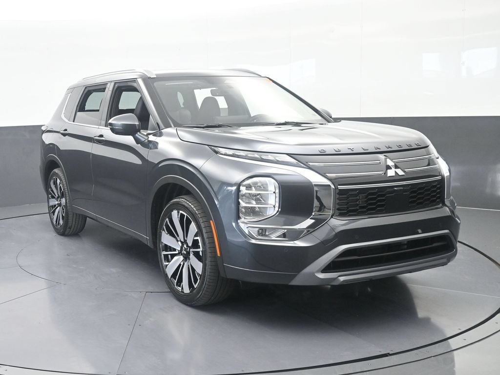 New 2026 Mitsubishi Outlander SEL FWD image 9