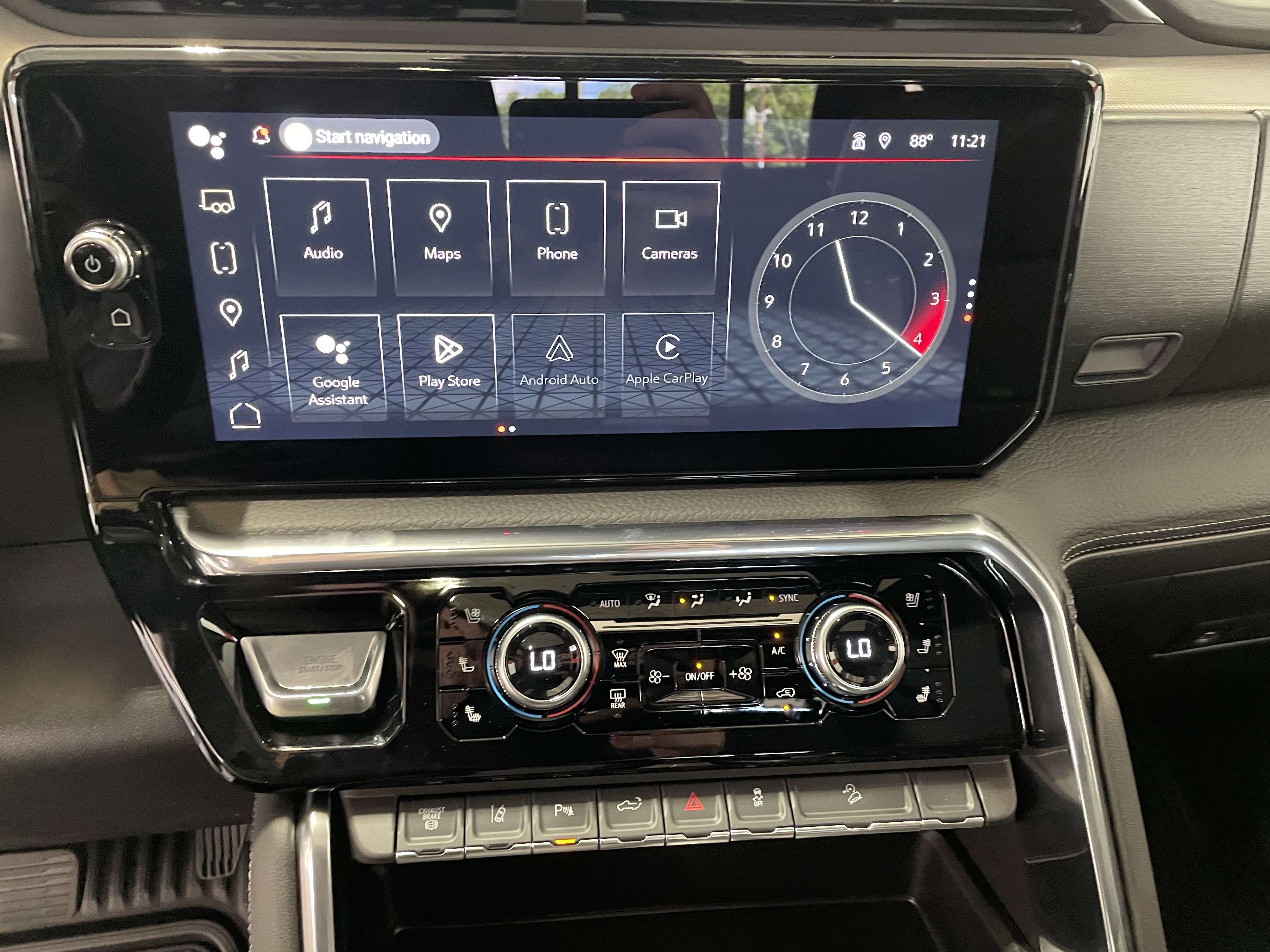 New 2026 GMC Sierra 2500 Denali w/ Denali Reserve Package AWD/4WD image 17