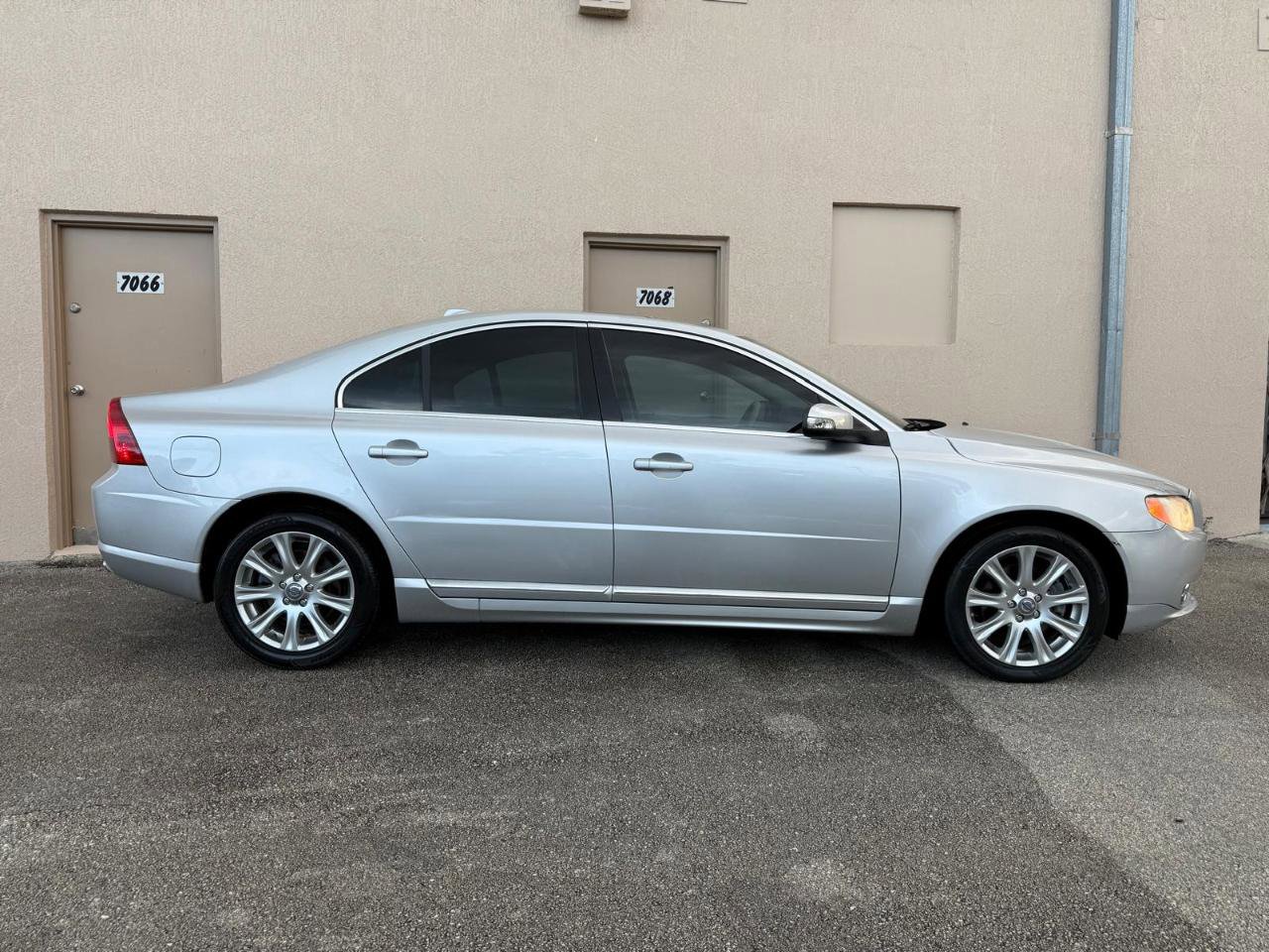 Used 2010 Volvo S80 3.2 FWD image 15
