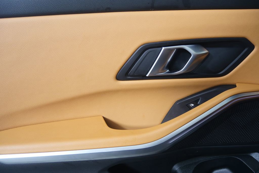 Certified 2025 BMW 330i xDrive Sedan image 13