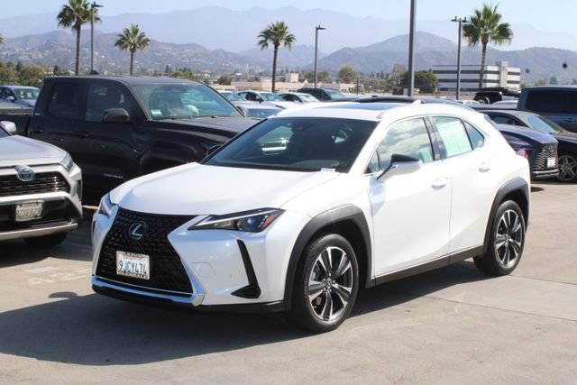 Certified 2024 Lexus UX 250h FWD image 3