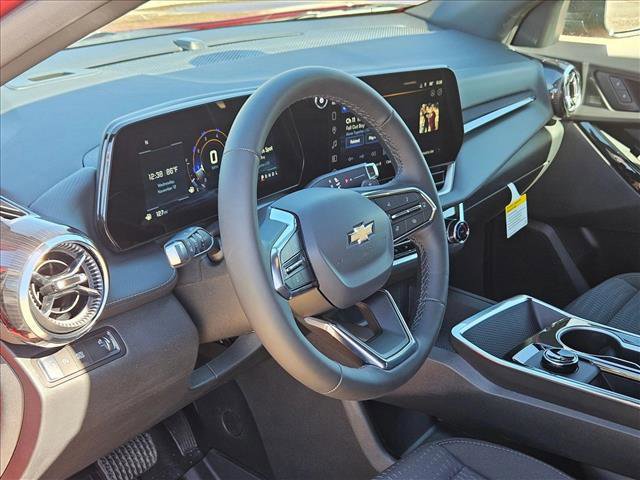 New 2026 Chevrolet Equinox LT image 3