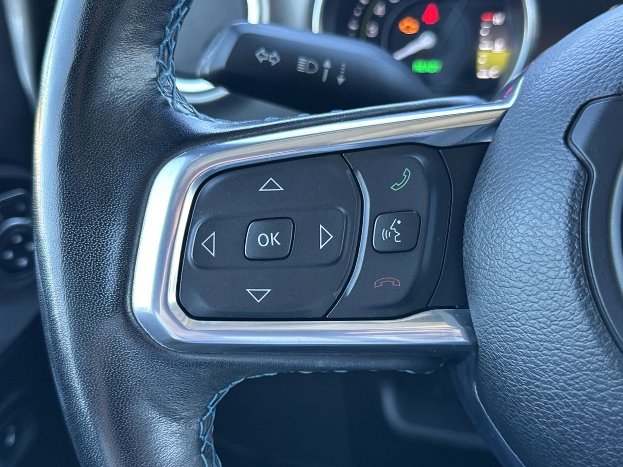 Used 2022 Jeep Wrangler Unlimited Rubicon 4xe w/ Cold Weather Group image 15