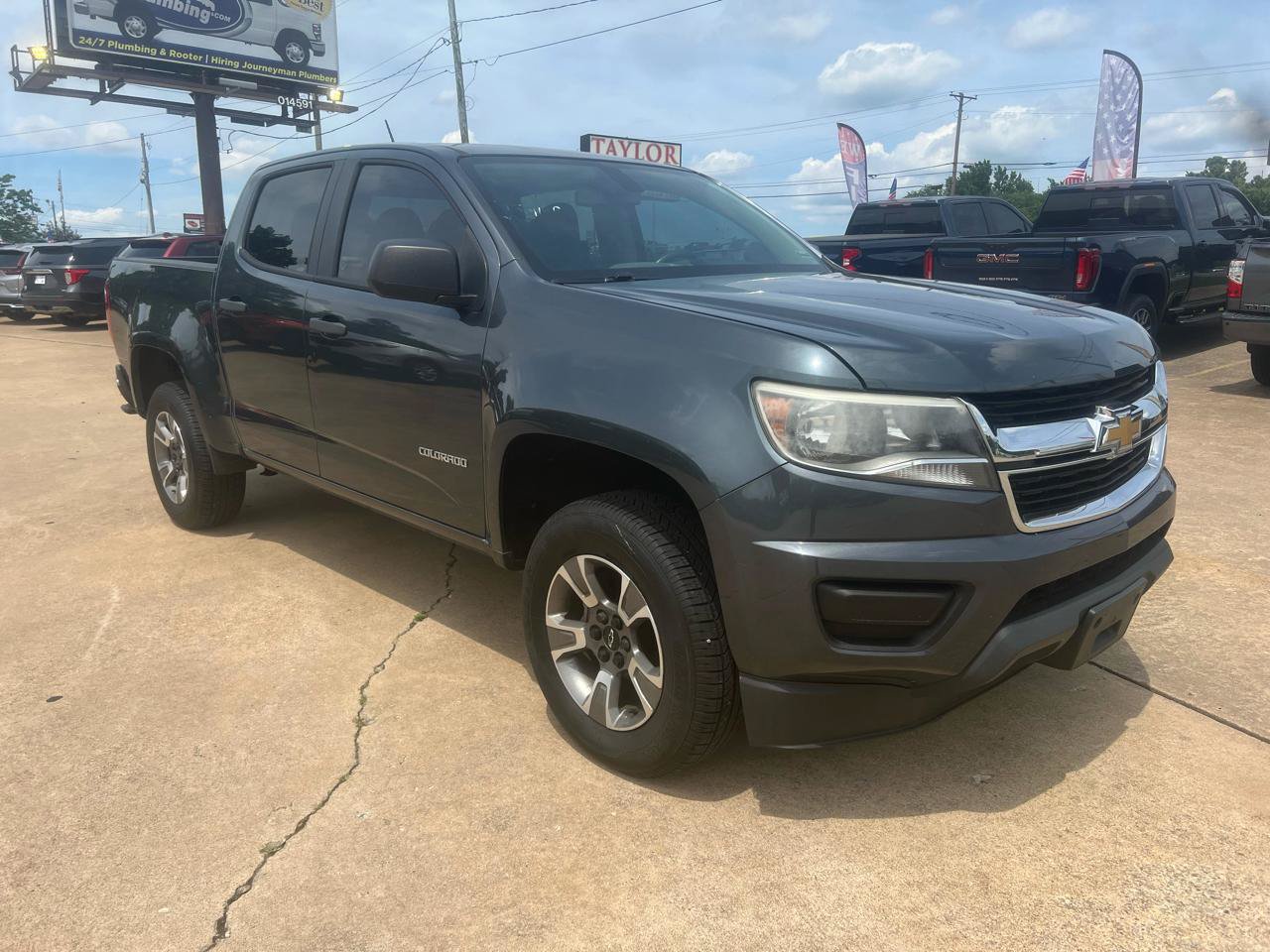 Used 2015 Chevrolet Colorado W/T RWD image 3