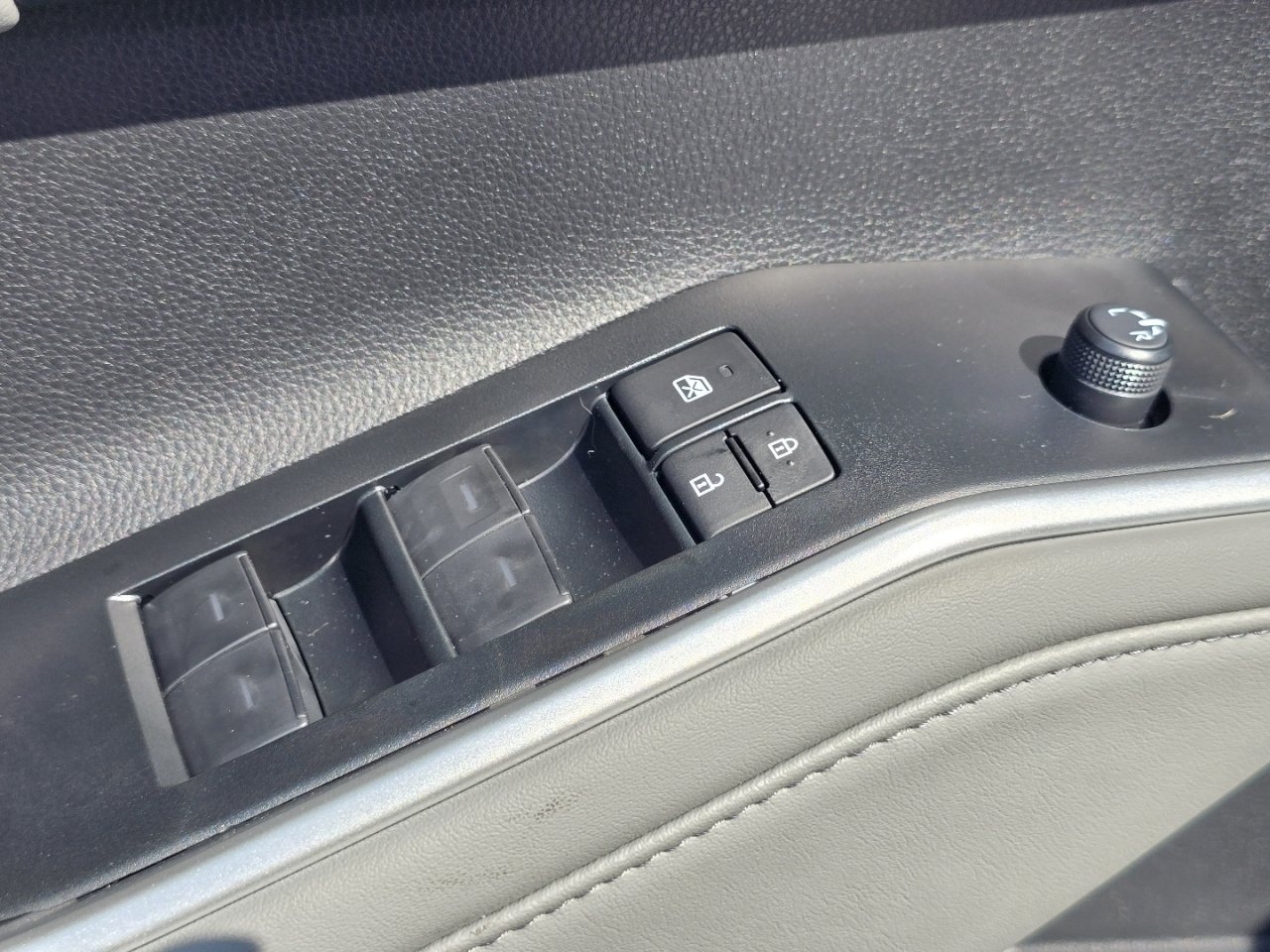 New 2026 Toyota Highlander XLE AWD/4WD image 26