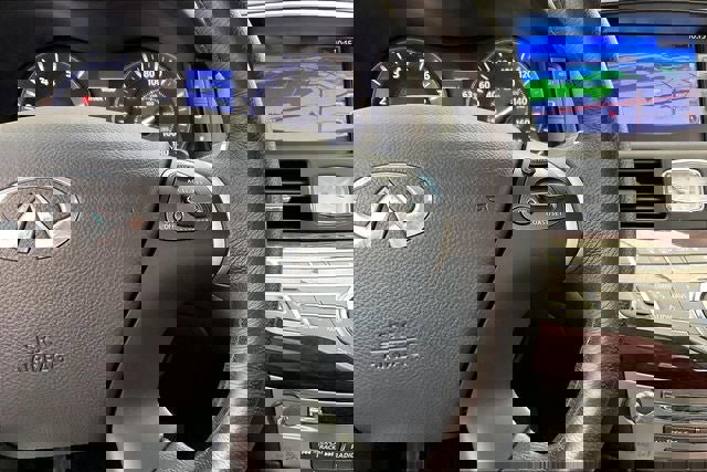 Used 2018 INFINITI Q70 L 3.7 AWD/4WD image 25