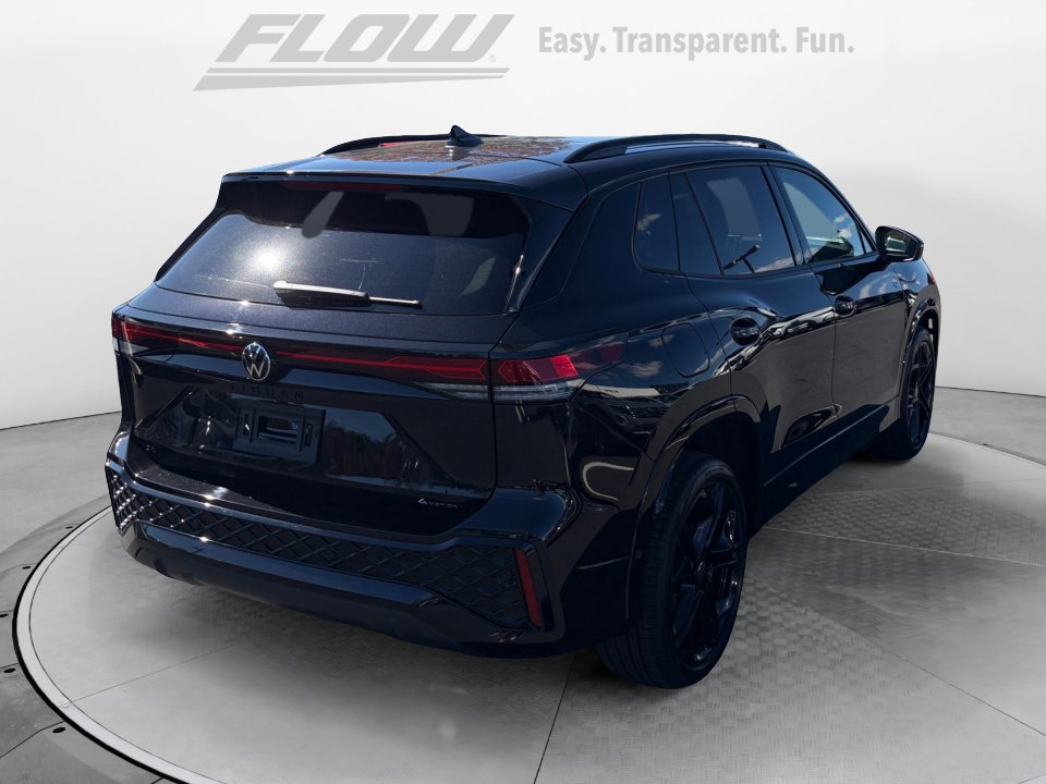 New 2026 Volkswagen Tiguan SE R-Line image 7
