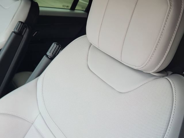 Certified 2025 Land Rover Range Rover Sport Dynamic SE AWD/4WD image 16
