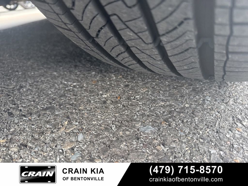 Used 2011 Ford Mustang Coupe w/ 101A Rapid Spec Order Code image 43