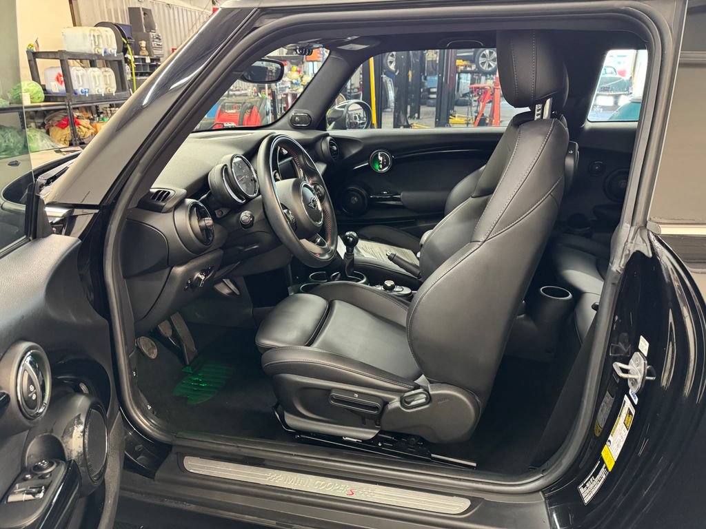 Used 2019 MINI Cooper S FWD image 14