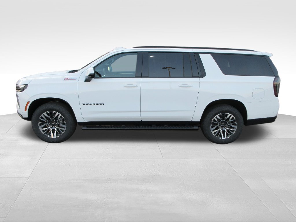 New 2026 Chevrolet Suburban Z71 w/ Z71 Off-Road Package AWD/4WD image 3