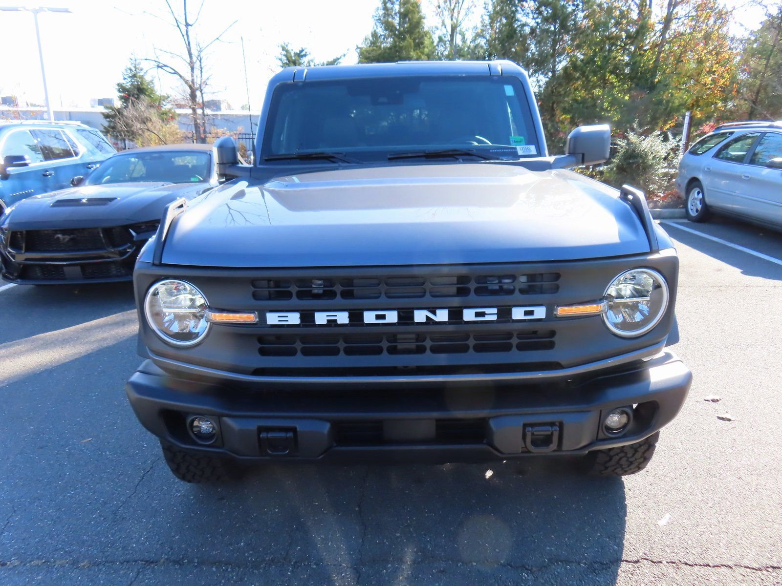 New 2025 Ford Bronco Big Bend w/ Black Diamond Package image 2